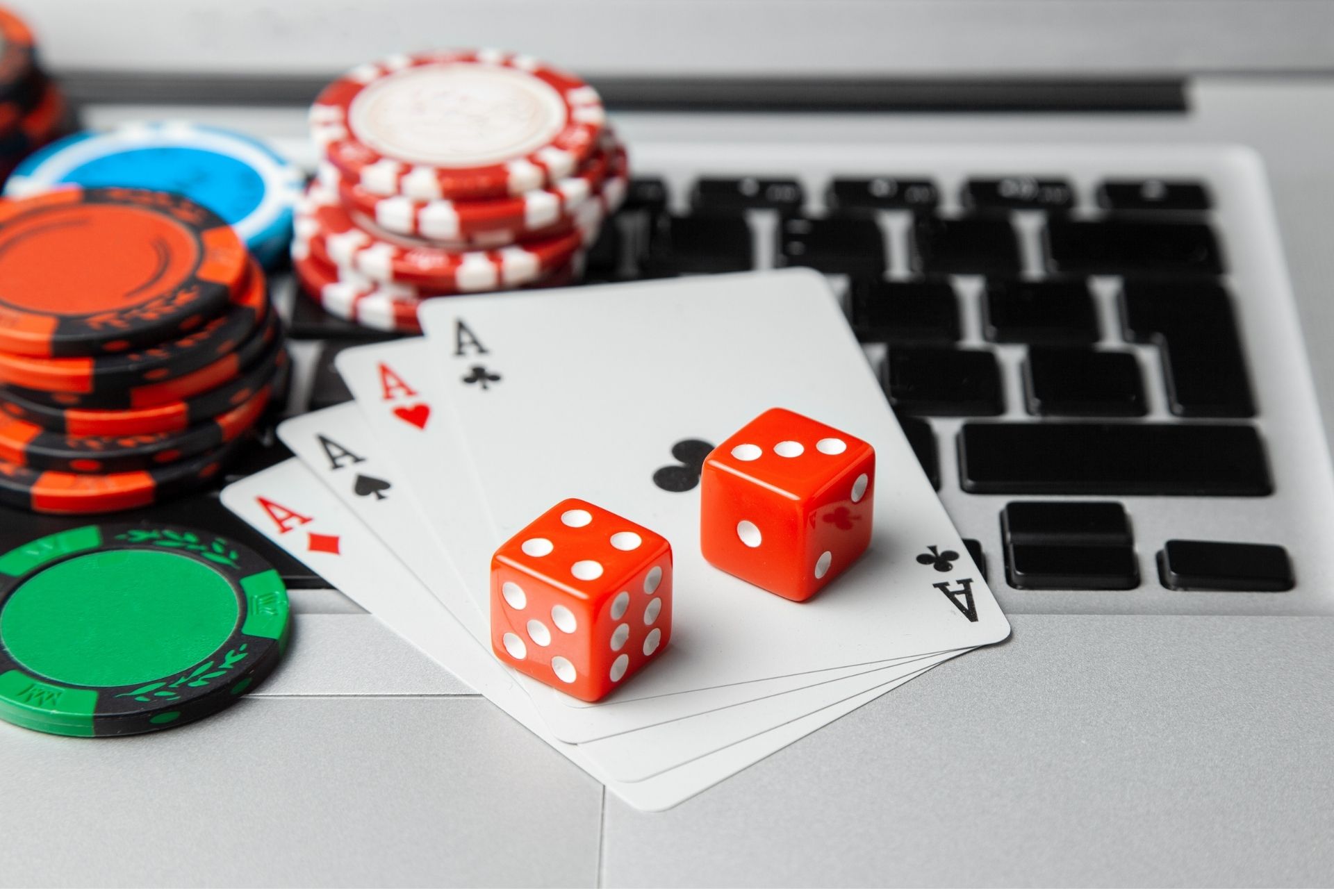 What Every casino Need To Know About Facebook